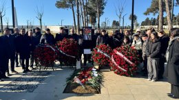 
Azərbaycanın Milli Qəhrəmanı Şahin Tağıyev dəfn edilib