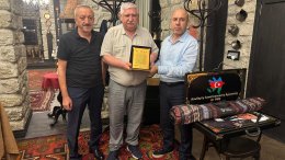 Tanınmış tatar alimi Albert Burhanov Bakıda mükafatlandırılıb