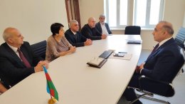 İctimai Şuranın üzvləri Binəqədidə millət vəkili Azay Quliyevlə görüşüblər
