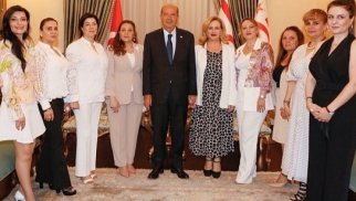 Ersin Tatar ilə işgüzar görüş