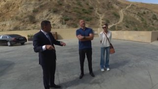 Prezident və xanımı “Diri Baba” türbəsində aparılan yenidənqurma işləri ilə tanış olublar
