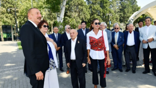 Müslüm Maqomayevin abidəsinin açılışından - Fotolar