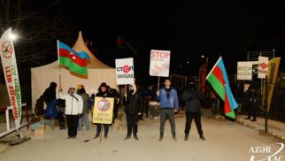 Laçın-Xankəndi yolu: Aksiya iştirakçıları gecə saatlarında da fəaldırlar