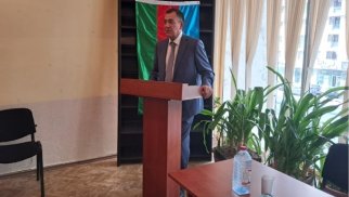 Qüdrət Həsənquliyev seçicilərlə görüş keçirib