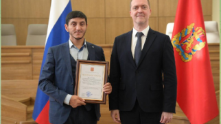 “Odlar Yurdu” ansamblı Krasnoyarsk diyarının qubernatoru tərəfindən mükafatlandırılıb