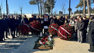 
Azərbaycanın Milli Qəhrəmanı Şahin Tağıyev dəfn edilib