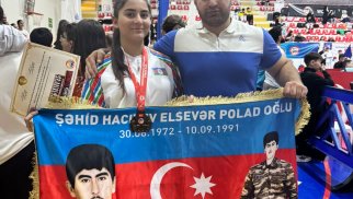 Gənc idmançılar beynəlxalq arenada Azərbaycan bayrağını yüksəklərə qaldırmaqda davam edirlər