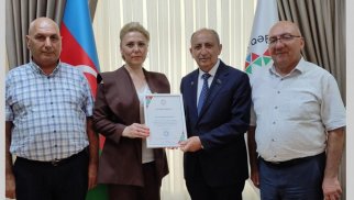 Kitabxananın Fəxri oxucusu Fəxri Fərmanla təltif edilib