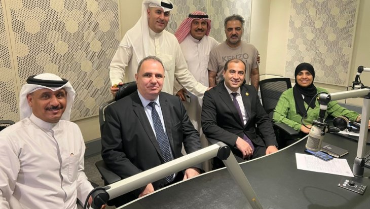 Diplomatımız Küveytin dövlət radiosunda jurnalistlərin suallarını cavablandırıb